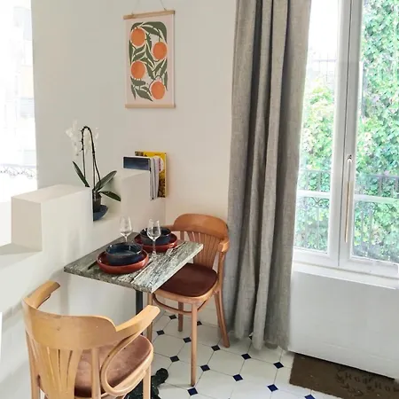 Apartment Mignonne Maisonnette Montreuil *